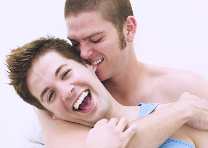 Learn How to Indulge in Gay Texting Other Men